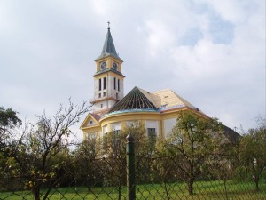 Rekonštrukcia strechy kostola - ECAV Pliešovce
