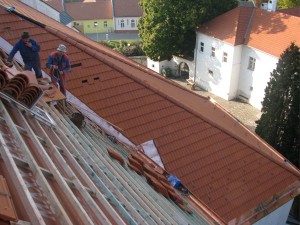 Rekonštrukcia strechy kostola - Nové Mesto nad Váhom