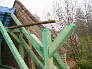 Rekonštrukcia strechy urbarský dom - Trenčín, Záblatie