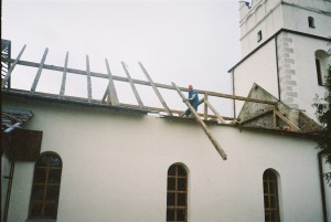 Rekonštrukcia strechy kostola - Červenica pri Sabinove