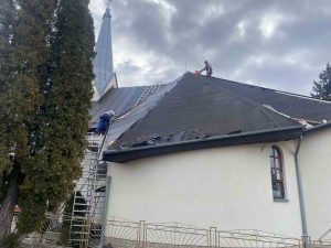 Rekonštrukcia strechy kostola - Málaš